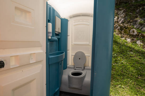 Best Affordable porta potty rental  in Tamiami, FL